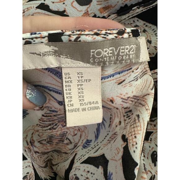 Forever 21 black cream print summer romper size XS - Picture 3 of 14